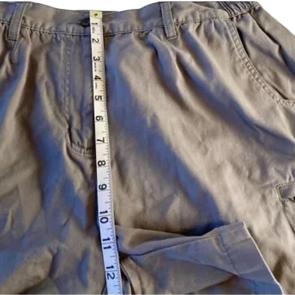 Woolrich Womens Grey Taupe Cargo Shorts Size 14P 30 High-Rise 6” I 100% Cotton - Picture 5 of 16